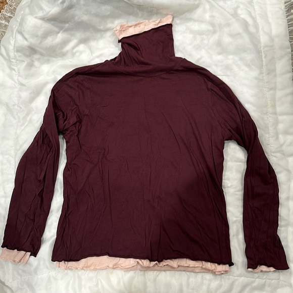 J. Jill Sweaters - Nice Maroon cotton J Jill turtleneck with pink lining and highlights. size M